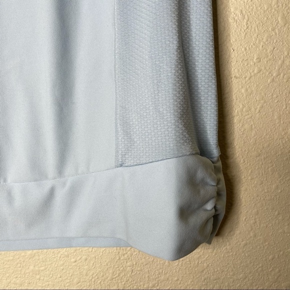 Nike Blue V Neck Short Sleeve Training Shirts - Picture 4 of 4